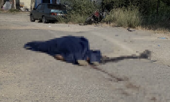Tofaş’la çarpışıp ikiye katlanan motosikletin sürücüsü hayatını kaybetti