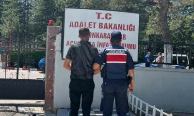 Uyuşturucu ticareti suçundan aranan şahsı jandarma yakaladı