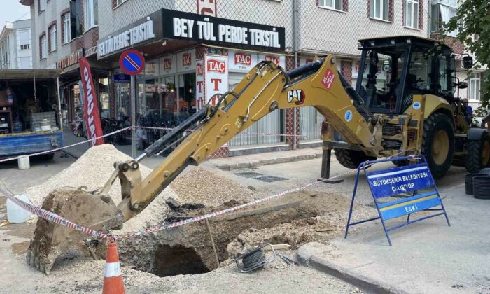ESKİ’nin altyapı çalışmasında göçük: 2 yaralı