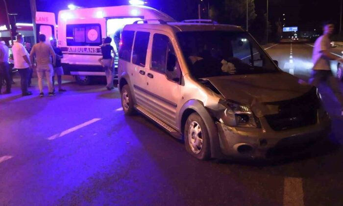 Tavşanlı’da otomobiller çarpıştı: 3 yaralı