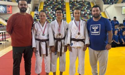 Bilecikli judocular Balıkesir’de madalyaları topladı