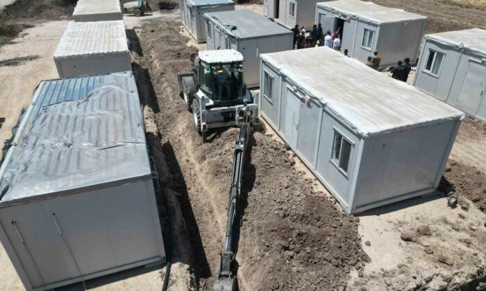 Bilecik’te yangın sonrası konteyner kentler kuruluyor