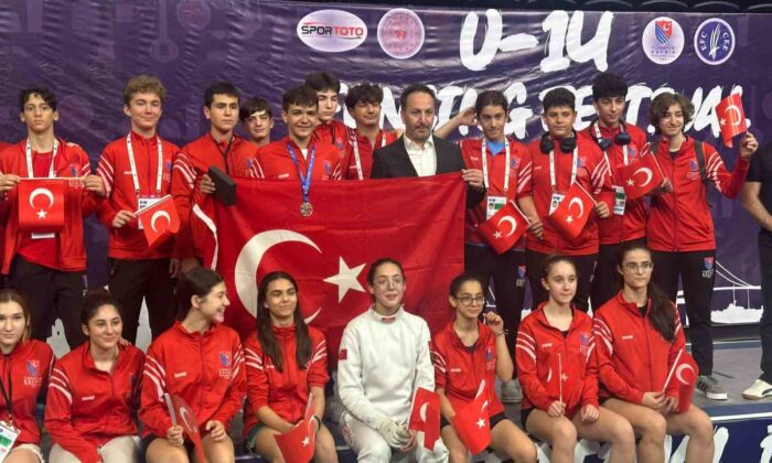 Eskrimde uluslararası başarı: Semi Mermutoğlu’ndan gümüş madalya