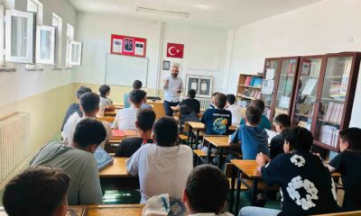 Simav’da Yatılı Yaz Kur’an Kursu açıldı