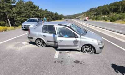 Tavşanlı’da otomobil takla attı: 3 yaralı