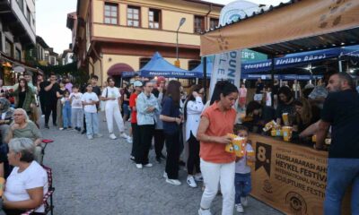 Odunpazarı’nda ’Açık Hava Film Günleri’ nostaljik bir başlangıç yaptı