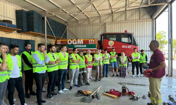 AK Gençlik yangın eğitimi aldı