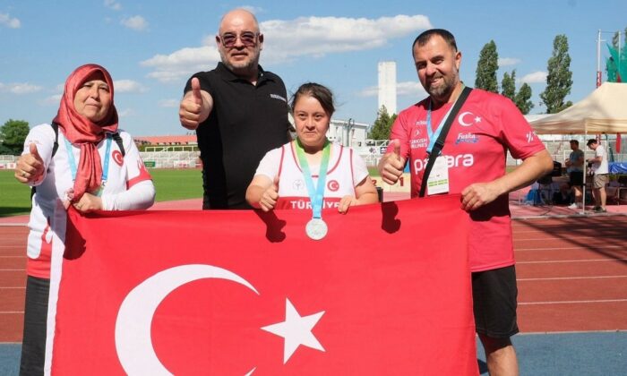 Münevvere Yılmaz’dan Avrupa’da madalya yağmuru