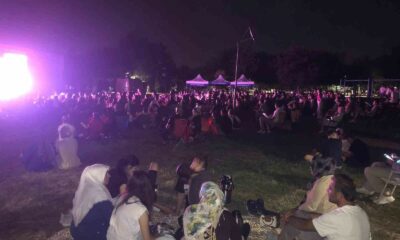 Eskişehirliler milli voleybol maçını dev ekranda izledi