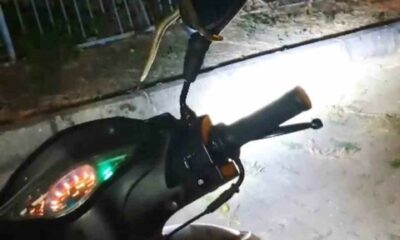 Kütahya’da park halindeki motosiklette yılan paniği