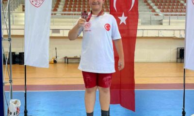 Genç sporcu, Türkiye 3’üncüsü oldu