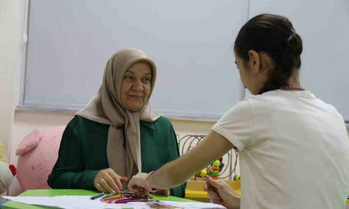 Koruyucu Ailesi oldukları çocuk sonradan ‘özel’ olduğu anlaşıldı, “Asla geri vermeyiz” dediler