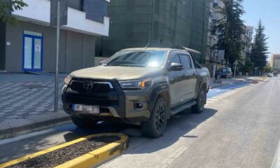 Bisiklet yolları nedeniyle park sorunu yaşayan sürücüler çaresiz kaldı