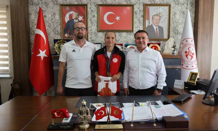Ayla Köse’den gurur veren başarı