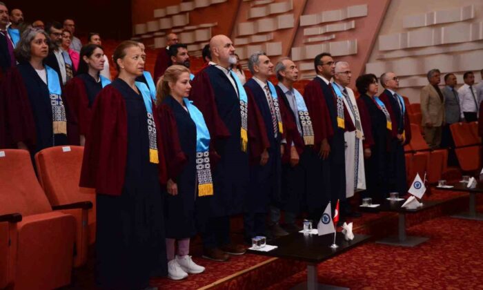 ESOGÜ’de ’15 Temmuz Demokrasi ve Milli Birlik Günü Anma Programı’ düzenlendi