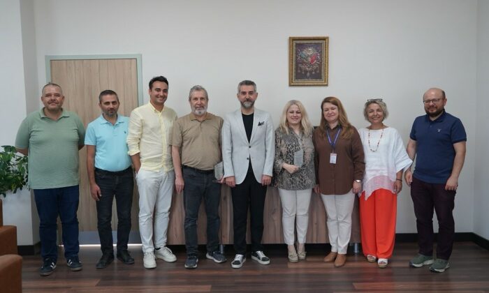 Bilecik Eğitim ve Araştırma Hastanesi’nde emekliliğe veda töreni