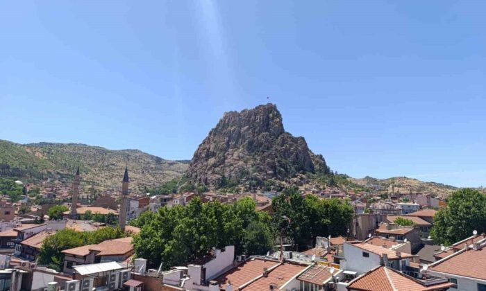 Afyonkarahisar Valiliği’nden sıcak hava uyarısı