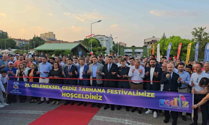 Gediz 21. Geleneksel Tarhana Festivali coşkuyla başladı
