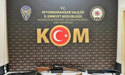 Polisten ruhsatsız silah operasyonu