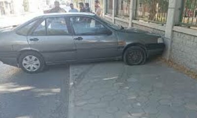 Kontrolden çıkan otomobil duvara çarparak durabildi, sürücüsü yaralandı