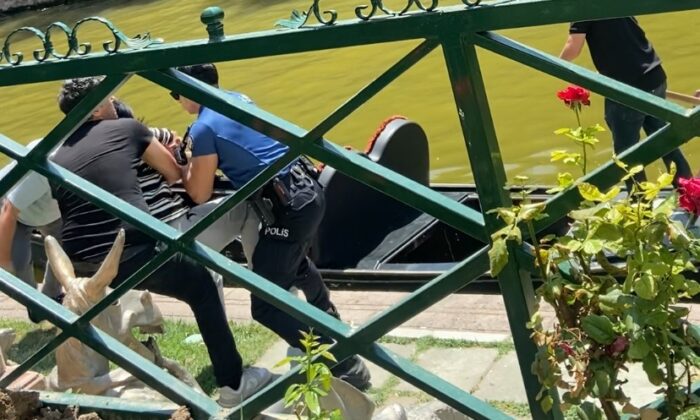 Polisten nefes kesen operasyon: Porsuk Çayı’na atlamaya çalışan kadın kurtarıldı