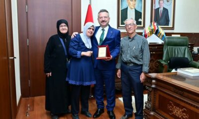 Şehit polis Aziz Oray’ın ailesi Vali Aksoy’u ziyaret etti
