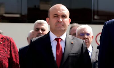 Gürhan Albayrak: “Eskişehir’in ana gündemi zabıtaların bisiklet sürmesi ve göstermelik işler değil, kentsel dönüşüm olmalıdır