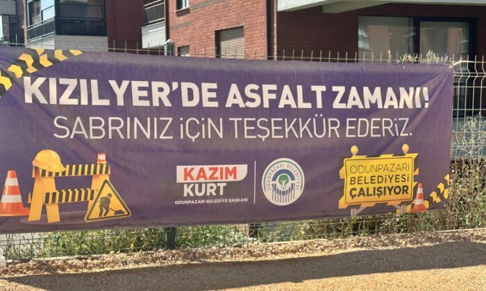 “Afiş şahane, asfalt bahane!”