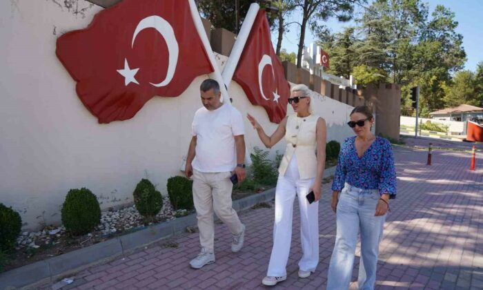 Bilecik’te kötü bir görüntü sergileyen dikey bahçe elden geçiyor