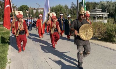 Mehteran eşliğinde Yörük Yürüyüşü gerçekleştirildi