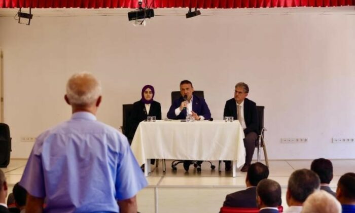 Vali Sözer muhtarlarla bir araya geldi