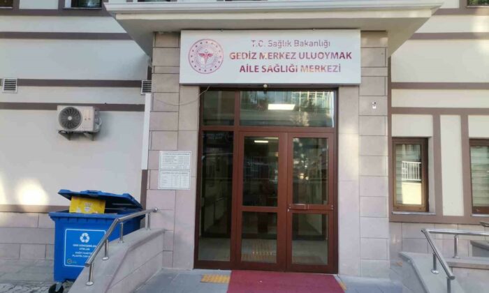 Gediz Uluoymak Aile Sağlığı Merkezi’ne 2 yeni hekim ataması yapıldı