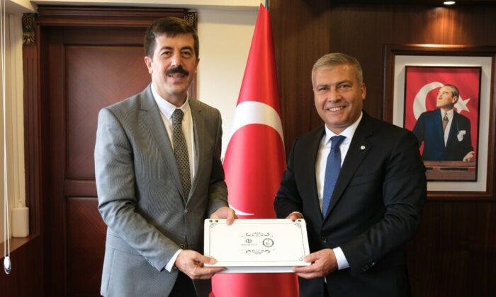 Rektör Adıgüzel, Afyon ve Kütahya’da üniversite ziyaretleri gerçekleştirdi
