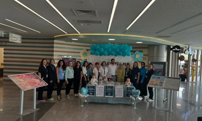 Kütahya Şehir Hastanesi’nde bebek sağlığı için emzirme ve anne sütünün önemi anlatıldı