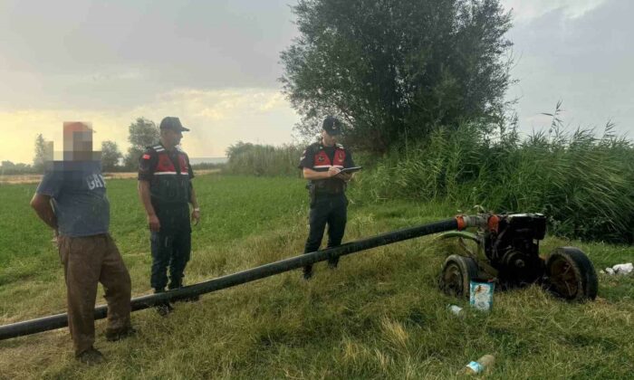 İzinsiz şekilde tarımsal sulama yapan şahıslara jandarma idari işlem uyguladı
