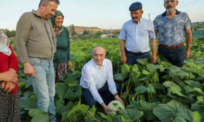 İl Müdürü Yüksel Çil Kızılinler Mahallesi’nde çiftçiler buluştu