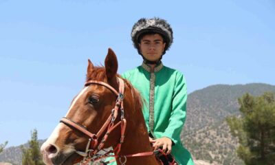 İsmail Mert Yıldırım, boş arazideki parkurda yaptığı antrenmanlarla uluslararası derecelere uzandı