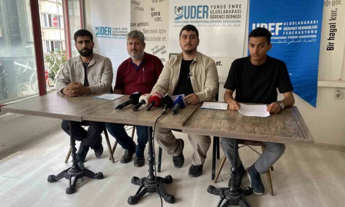 Yemenli 2 öğrenci ve babaları millet bahçesinde darp edildi