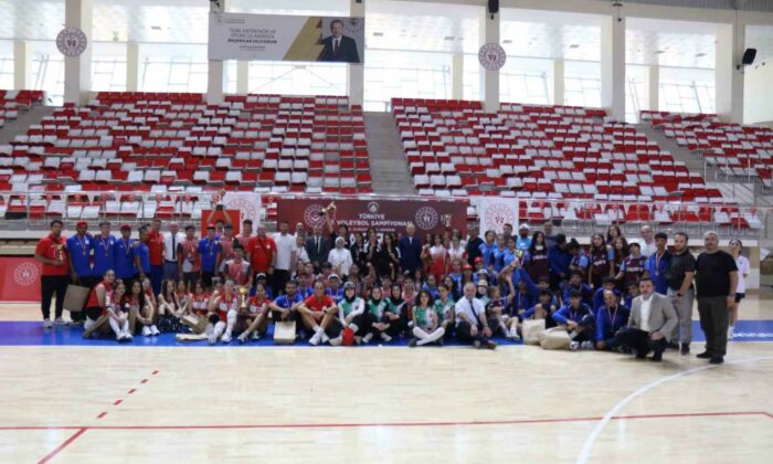 ’7. Türkiye Voleybol Şampiyonası’ sona erdi
