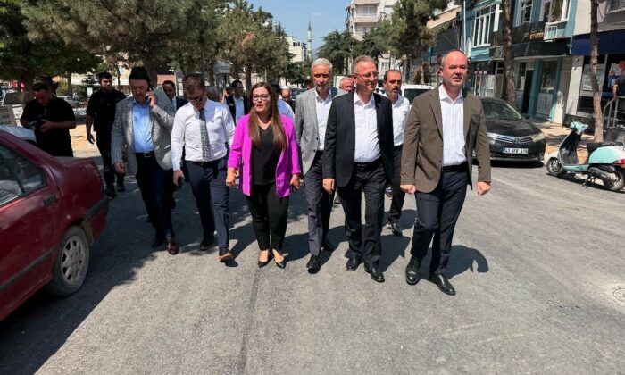 Simav Azerbaycan Caddesi’nde asfalt yol çalışmaları tamamlandı