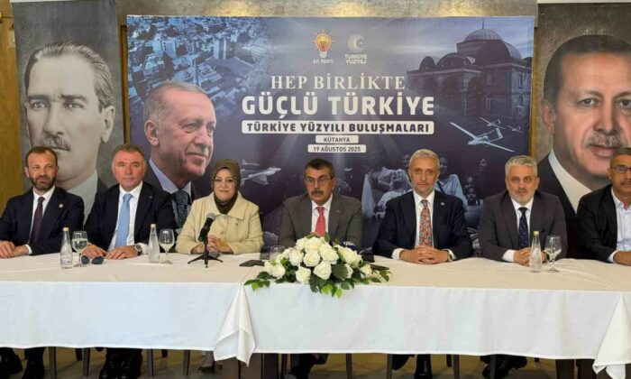Milli Eğitim Bakanı Tekin: “Huzurlu ve barış içinde bir Türkiye hayali için müfredatımızı revize ettik”