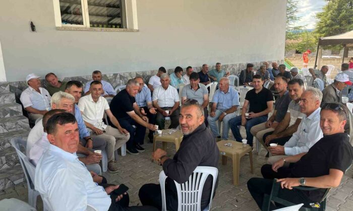Karacakaş Köyünde yağmur duası ve birlik yemeği