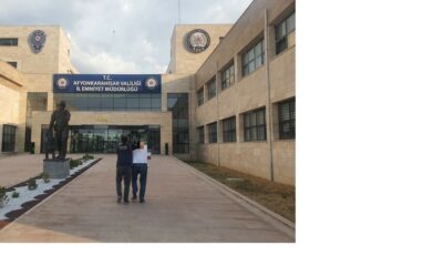 FETÖ’den aranan şahsı polis yakaladı