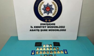 Çaldıkları 2 milyon lira değerindeki ziynet eşyasını kirli bebek bezinin içine sakladılar
