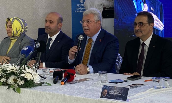 AK Parti Grup Başkan Vekili Akbaşoğlu: “CHP’de büyük bir kargaşa, koltuk kavgası ve iç çekişme görüyoruz”