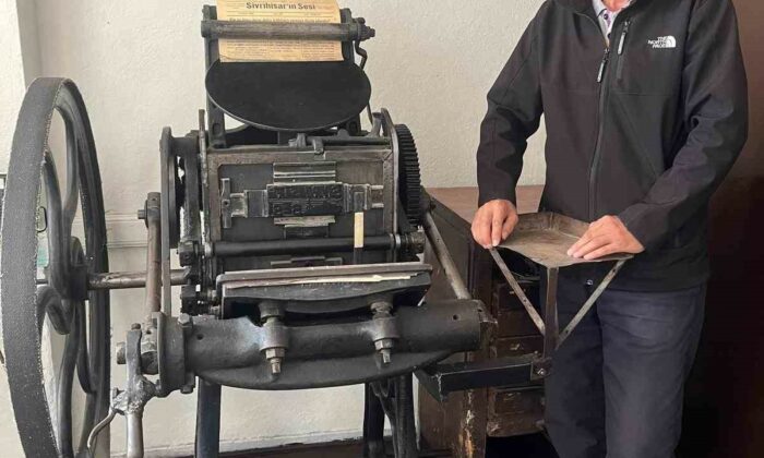 Sivrihisar’da 180 yıllık matbaa baskı makinesi halen çalışıyor