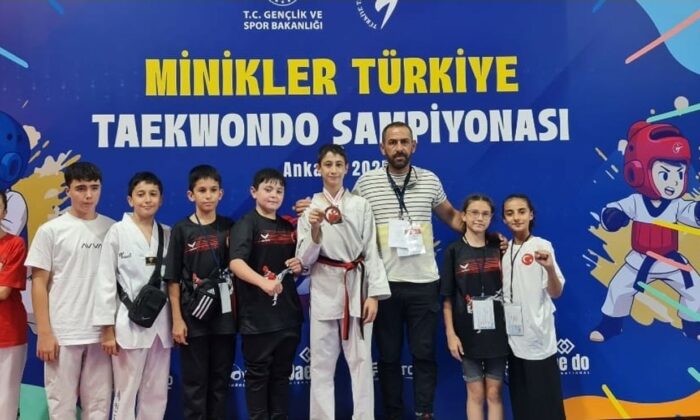 Minik taekwondocular Ankara’dan dereceyle döndü