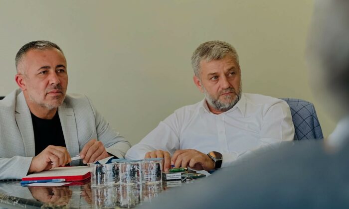 AK Parti’de yatırımlar ve projeler masaya yatırıldı