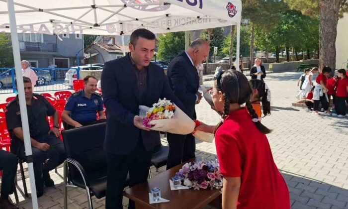 Hisarcık’ta İlköğretim Haftası kutlandı