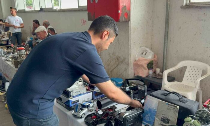 Antika pazarı yoğun ilgi görüyor
